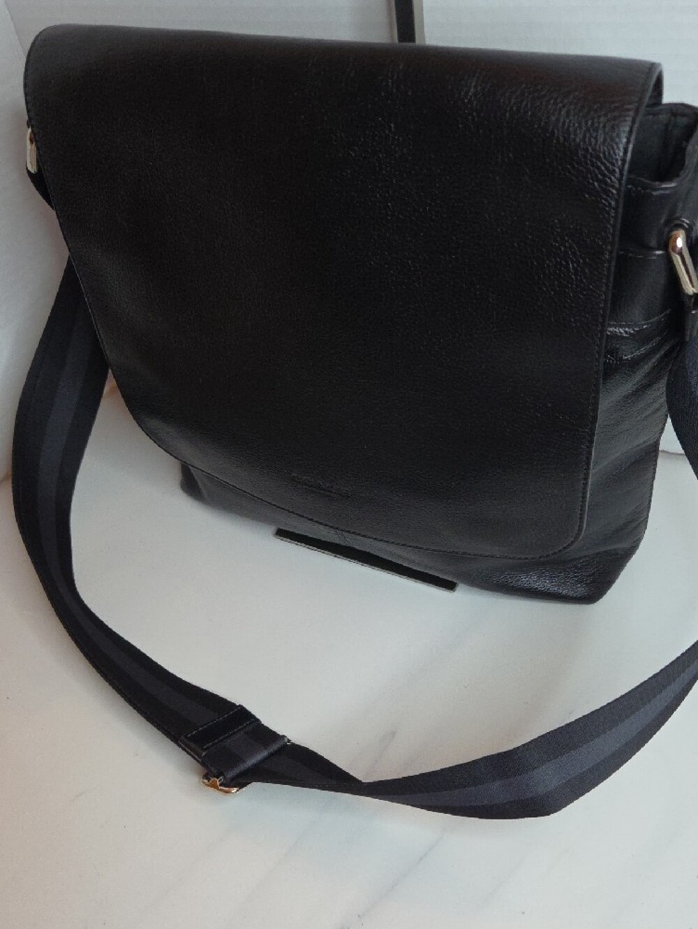 Coach Charles Small Messenger Bag -Style F72362 - Picture 2 of 14